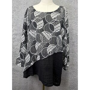 Cupcake International Tunic Top Lagenlook Black White Artsy Lightweight XL
